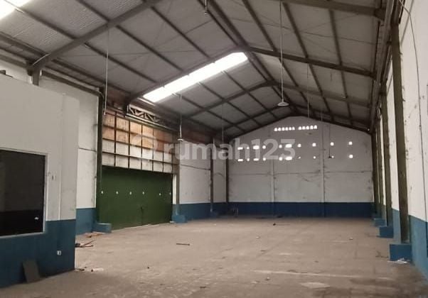 Main Road Warehouse Cibolerang ±100m from Kopo Road, Large Truck Access