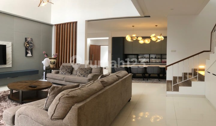 Dijual Rumah Mewah Full Furnish Sangkuriang Taman Sari Sayap Dago