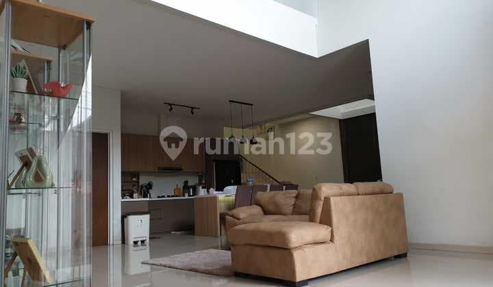 For Sale Lux Semi-Furnished House in Turangga Complex, Buah Batu, Bandung