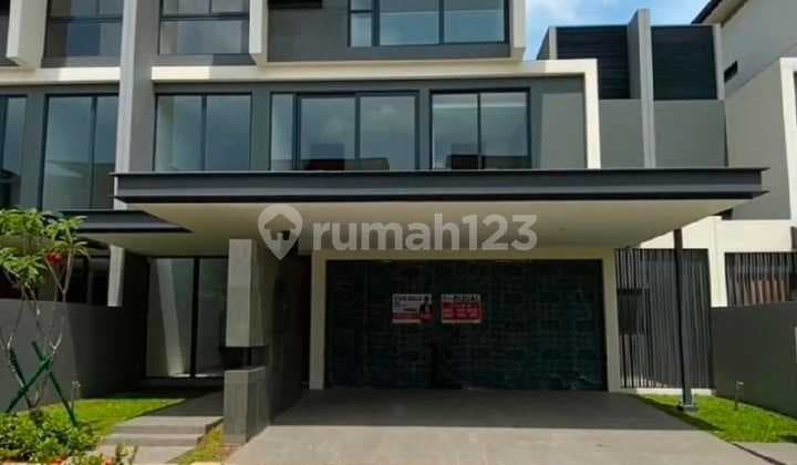 Rumah mewah Lyndon Type12 At Navapark BSD City Free Kitchen Set