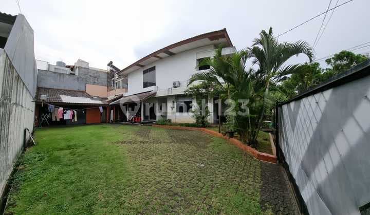 Rumah di Puri Indah Hitung Harga Tanah Saja, Kavling Dempet,timur