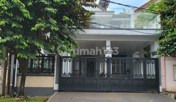 Rumah di Taman Semanan Indah, Semi Furnished, Bagus Dan Rapi