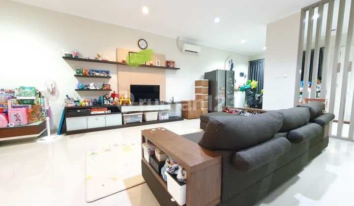 Dijual Rumah Strategis di Taman Semanan Indah Full Furnished