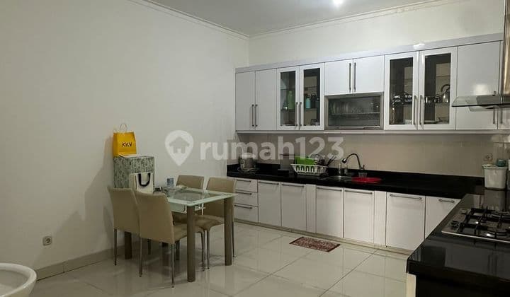 For Sale Nice House with SHM in Taman Semanan Indah, West Jakarta