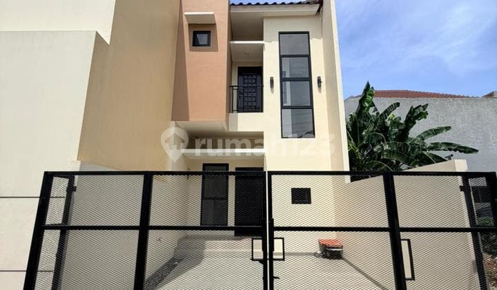 Brand New House in Metland Puri, Move-In Ready, Excellent!