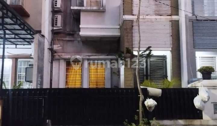 Rumah Siap Huni Taman Semanan Indah Strategis dekat Puri Indah Mall