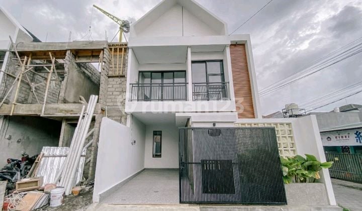 Rumah.lantai.2 Baru Fullyfurnish.dekat Renon Denpasar Bali