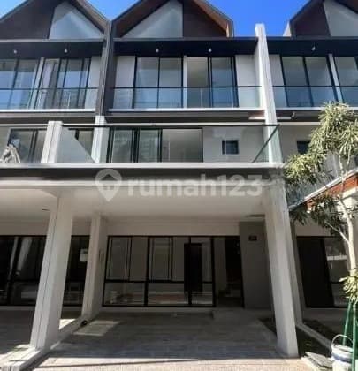 Disewa Rumah Cluster Osaka Pik 2 3Lt Uk 6X10 M2 At Tangerang