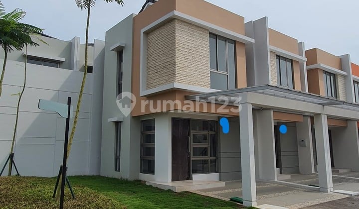 For Sale House PIK2 Cluster Atlanta Size 75 m² CORNER in Tangerang