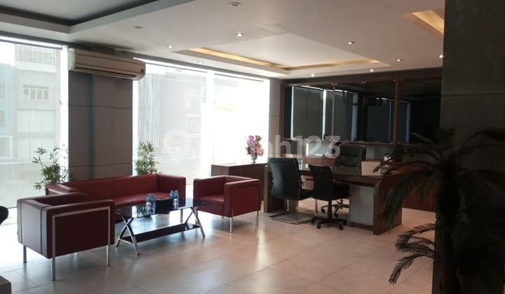 For Rent Ruko PIK Elang Laut Boulevard Furnished Size 250m² Main Road at North Jakarta