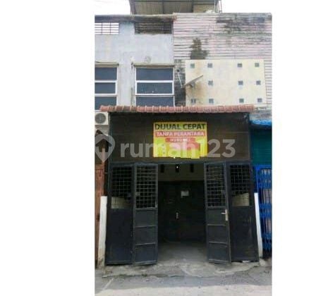 Di Jual Ruko Jl. Pelita Medan 3 Lantai