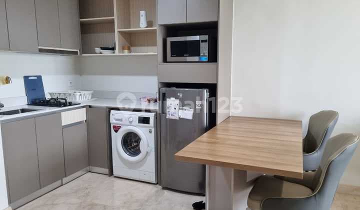 Di Sewakan Apartemen Gold Coast 1 Br Furnish
