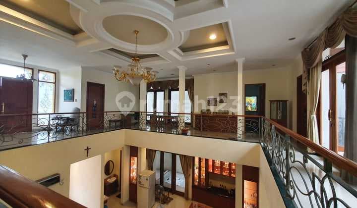Rumah Mewah Dan Bagus di Komplek Villa Tomang Mas Jakarta Barat