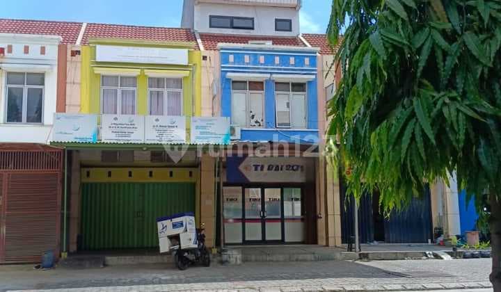 For Sale: 3-Story Shophouse in Daan Mogot Arcadia, Batu Ceper, Tangerang
