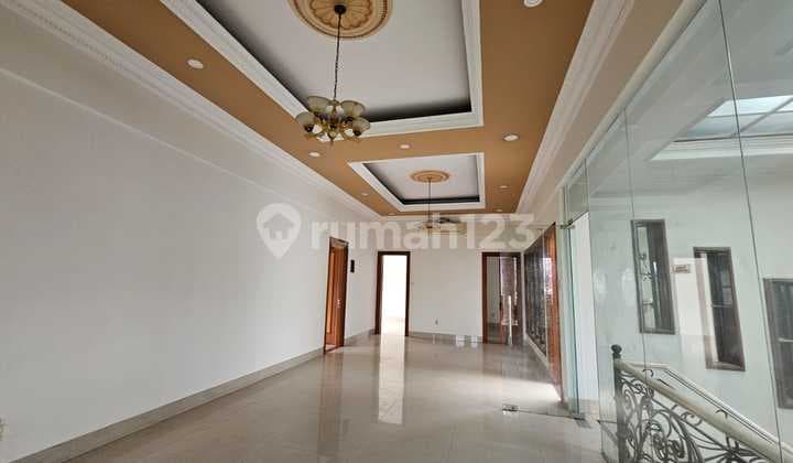 Dijual Rumah Bagus Dua Lantai di Puri Indah Blok K Jakarta Barat Unfurnished
