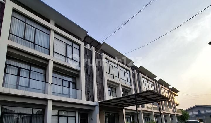 For Sale New House in Sunrise Dalam Secure Complex One Gate System West Jakarta