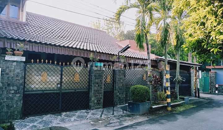 Dijual Rumah Hoek di Komplek Pamulang Permai Tangerang Selatan