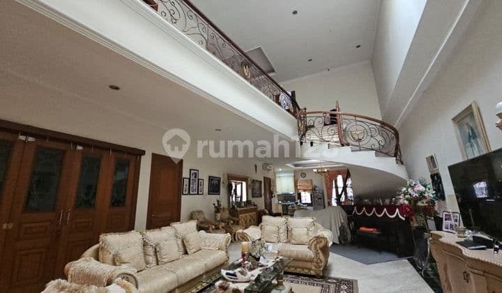 Rumah Bagus 2 Lantai di Komplek Sunrise Jakarta Barat