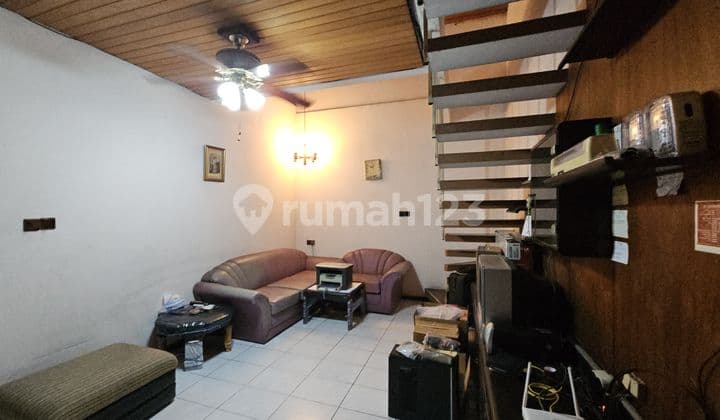 Dijual Rumah di Komplek Sunrise Jakarta Barat