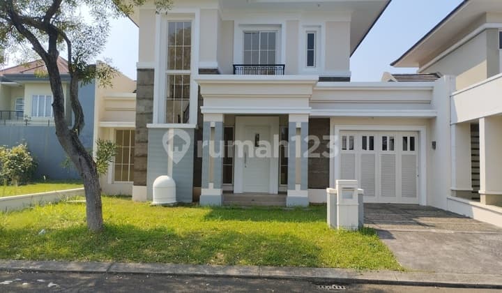 Rumah Kondisi Terawat di Sutera Onyx Alam Sutera, Tangerang