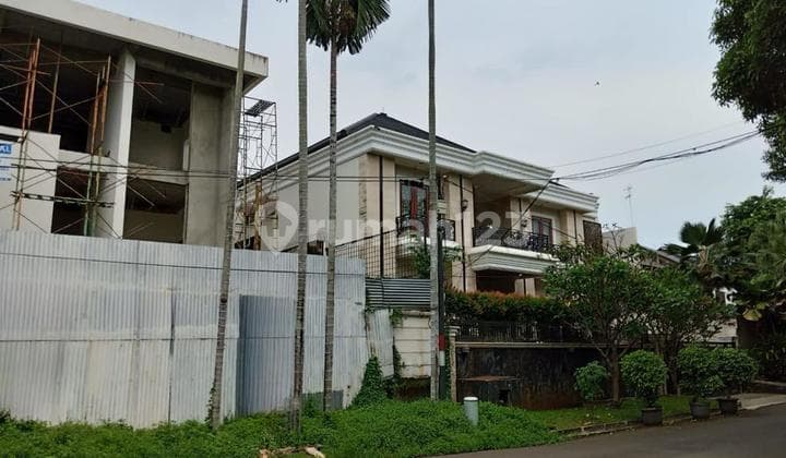 House on Jl. Sekolah Duta, Pondok Pinang, Kebayoran Lama, South Jakarta