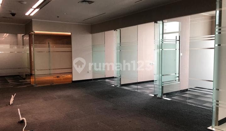 Office Space Equity Tower , Fully Furnished di Kebayoran Baru, Jakarta Selatan