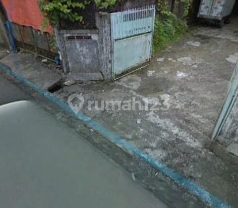 Rumah Tua hitung Tanah di Jl. Karet Pedurenan, Setiabudi - Jakarta Selatan