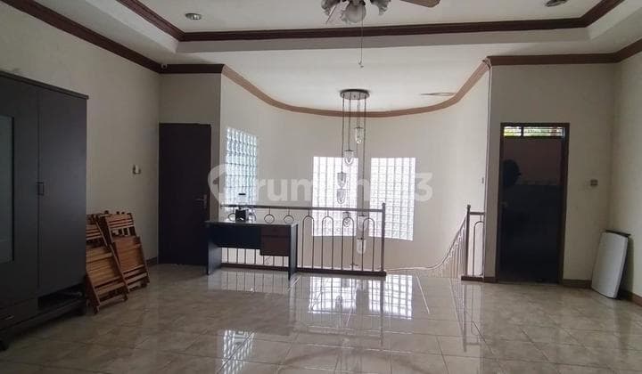 Jual Murah Rumah Posisi Hoek di Perumahan Modernland,Tangerang