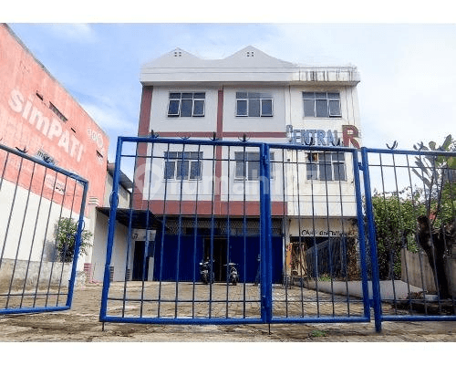 3-Story Shop House in North Petukangan - Pesanggrahan, West Jakarta