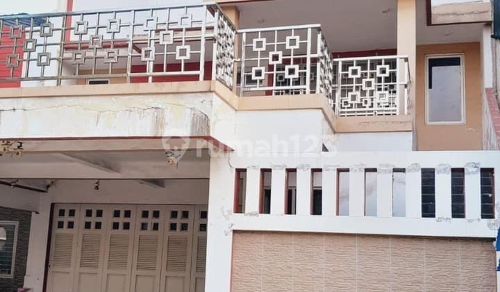 Jual cepat Rumah Golf Lake Residence Cluster Victoria, Cengkareng - Jakarta Barat