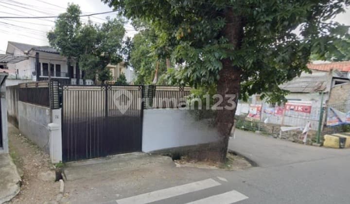 Soursop Street House, Jagakarsa, South Jakarta