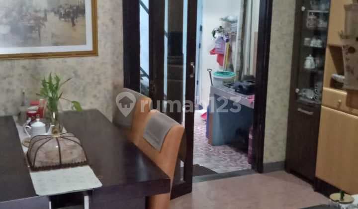 Rumah Jl. Pulau Bira , Taman Permata Buana Jakarta Barat