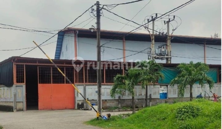 Gudang di Jalan Perancis Dadap, Kosambi, Tangerang