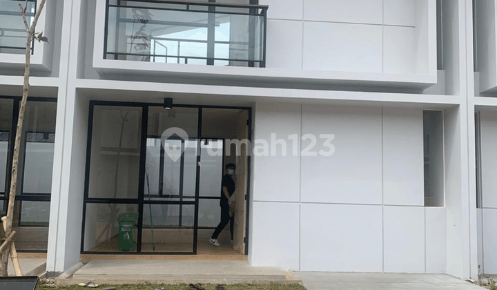 Rumah Over Kredit Cendana Parc, Lippo Karawaci, Tangerang