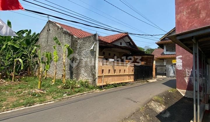 Rumah Pinggir Tol Jatiwarna