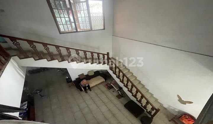 Rumah 2 Lantai Dekat Jl Pemuda