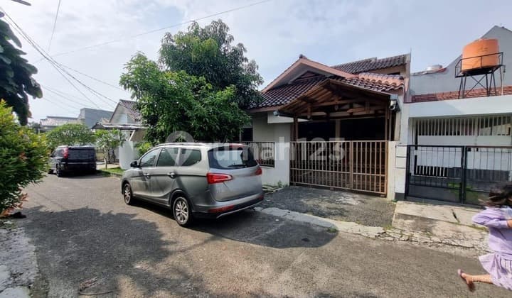 Rumah Lebak Bulus Indah, Cilandak, Jakarta Selatan