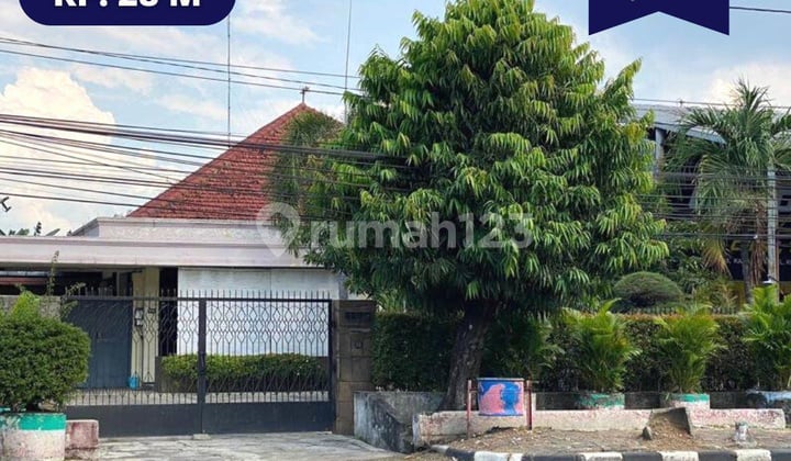 Dijual Rumah di Jl. Dr. Cipto, Semarang Timur