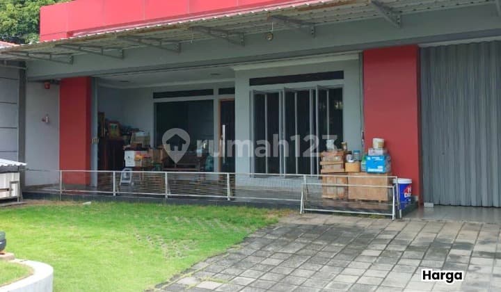Rumah 2,5 Lantai di Pamularsih
