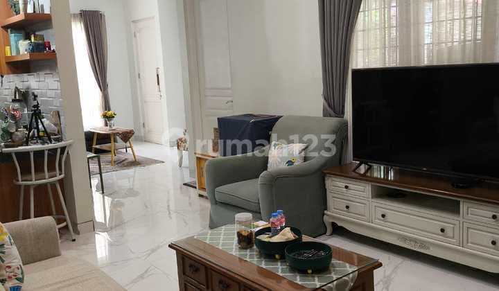 Rumah Bagus di Bsd Nusaloka 3 Lantai Posisi Hook Siap Huni