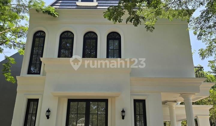 RUMAH CANTIK DI VANYA PARK BSD BRAND NEW 2 LANTAI SIAP HUNI