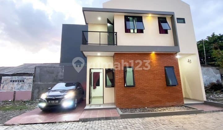 Rumah 2 Lantai Di Beji Kota Depok