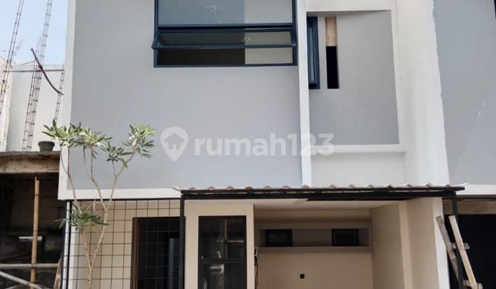Rumah 2 Lantai Baru di Sawangan Kota Depok