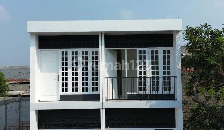 Rumah 2 Lantai Minimalis Dekat Pasar Induk Kramatjati Jakarta
