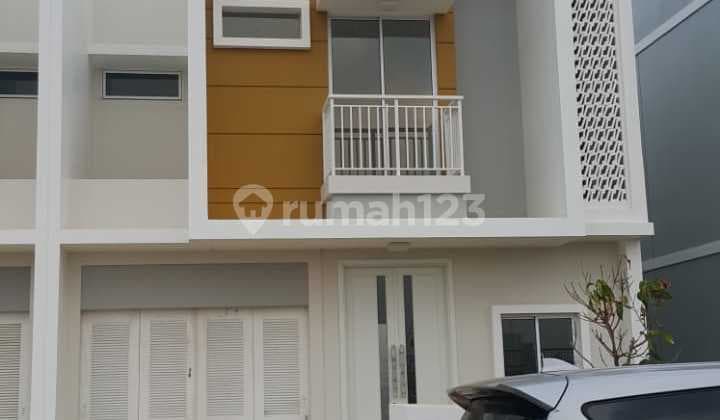 Dijual Cepat Rumah Amanda Summarecon Bandung Sisi Gang