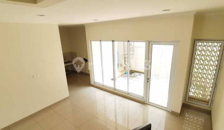For Rent *Amanda Raya 8 Premium*