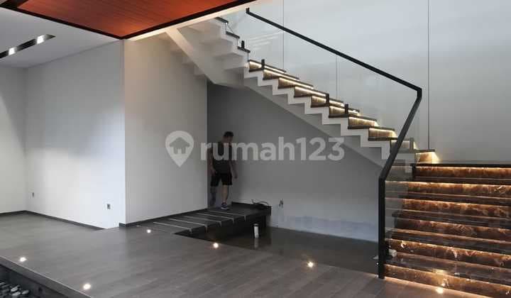 Dijual Rumah Bagus di Cluster Premium Xandari Summarecon Bandung