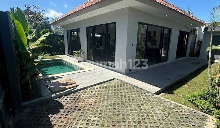 For Sale Leased Hold 27 Years Villa Kerobokan Kedampang