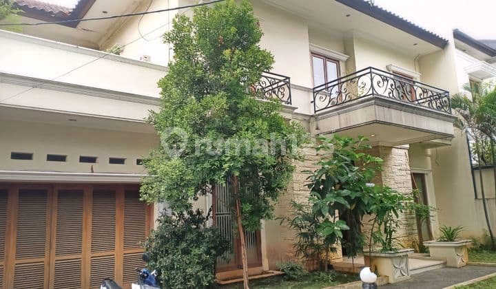 Siap Disewakan Rumah Asri di Kebayoran Baru Harga Murah