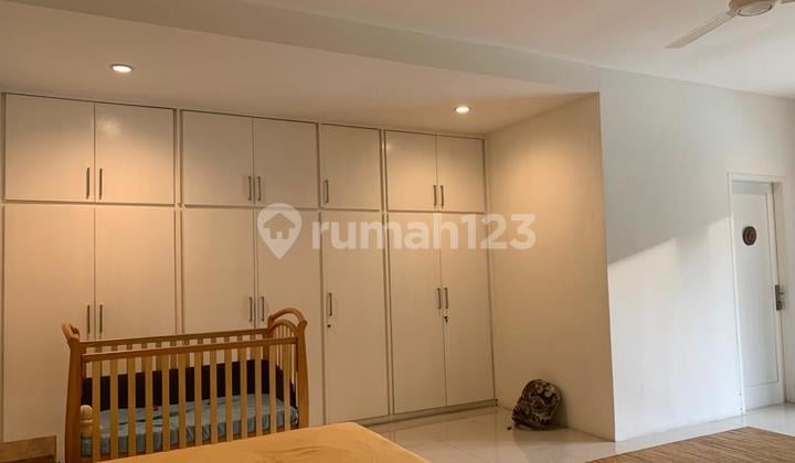 Beautiful Villa in Kemang Timur Dalam 20 minutes from Kuningan